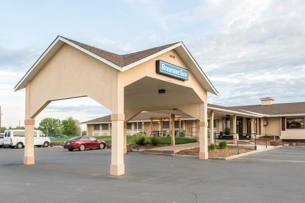 Rodeway Inn Fort Morgan Exterior photo